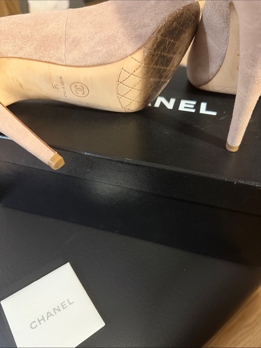 CHANEL Blush Suede Pointed-Toe Pumps with Leather Cap - Picture 4 of 5